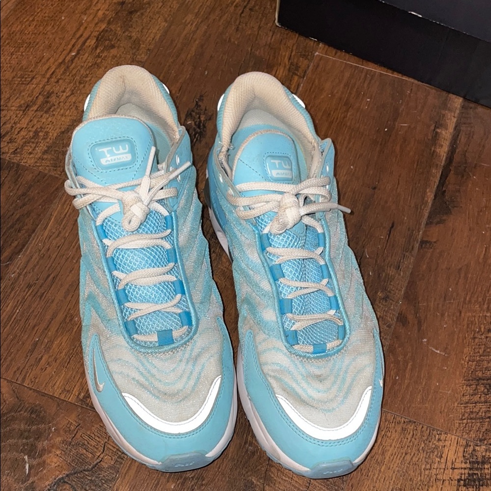 Nike Blue and Cream Sneakers with Retro Vibe